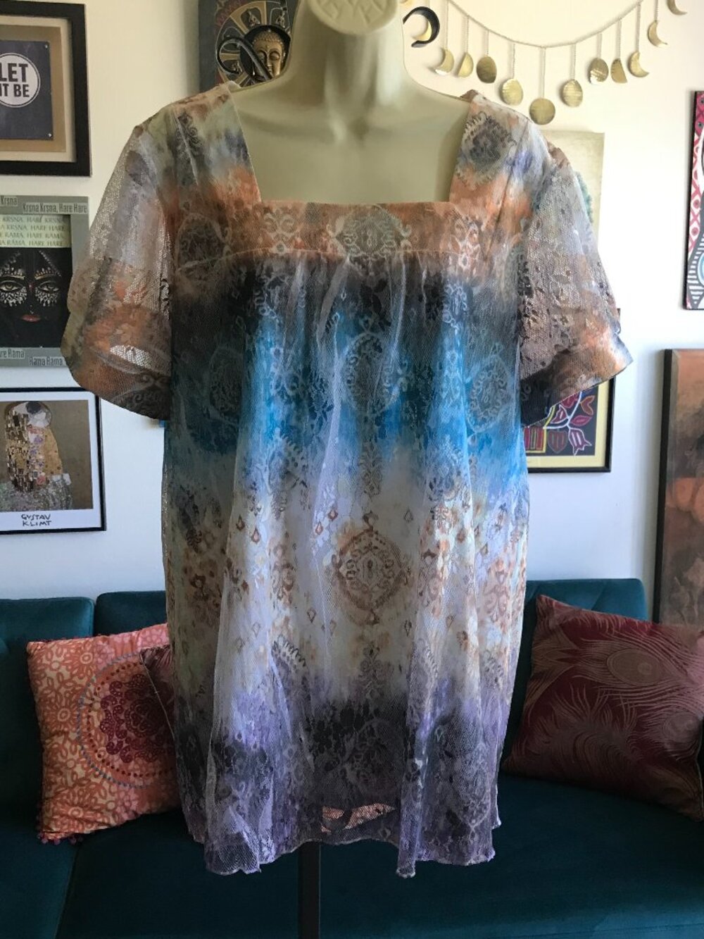 DRESS BARN size 1X Sublimation Persian Print Lace Overlay Tunic Top Y2K